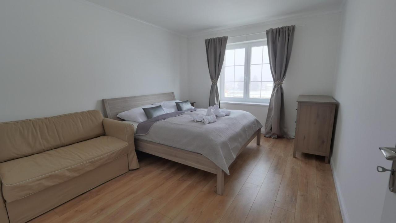 Villa Apartmanovy Dom S Virivkou, Pod Secnom, Liptovsky Jan Liptovský Mikuláš Exterior foto