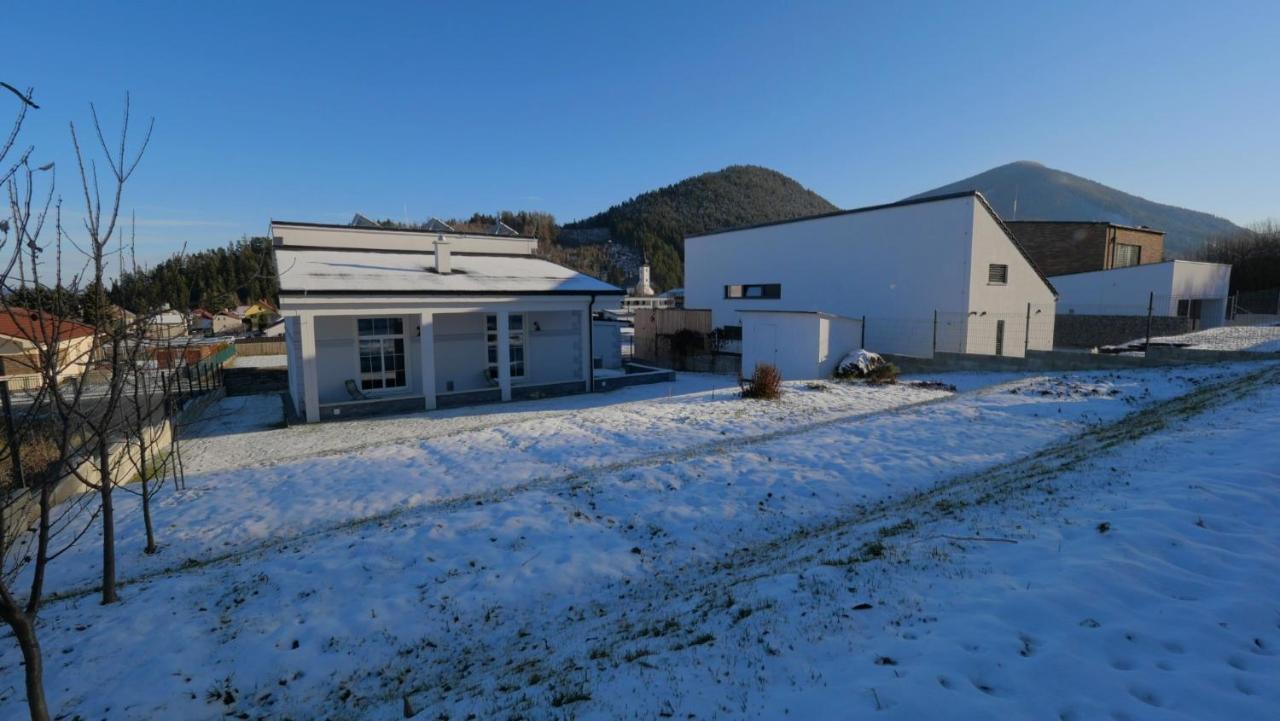Villa Apartmanovy Dom S Virivkou, Pod Secnom, Liptovsky Jan Liptovský Mikuláš Exterior foto
