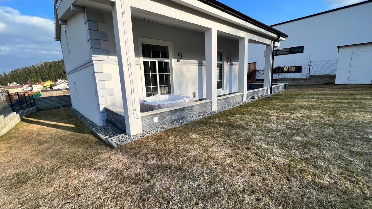 Villa Apartmanovy Dom S Virivkou, Pod Secnom, Liptovsky Jan Liptovský Mikuláš Exterior foto
